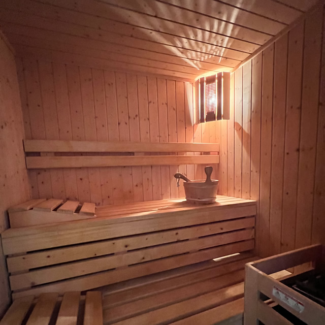 https://esteticaquattropuntozero.it/wp-content/uploads/2023/05/area-sauna-1.jpg